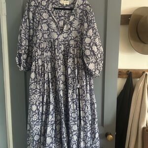 Daughters of India Indigo and White Floral Dress (Kyra Balloon Sleeve Midi)